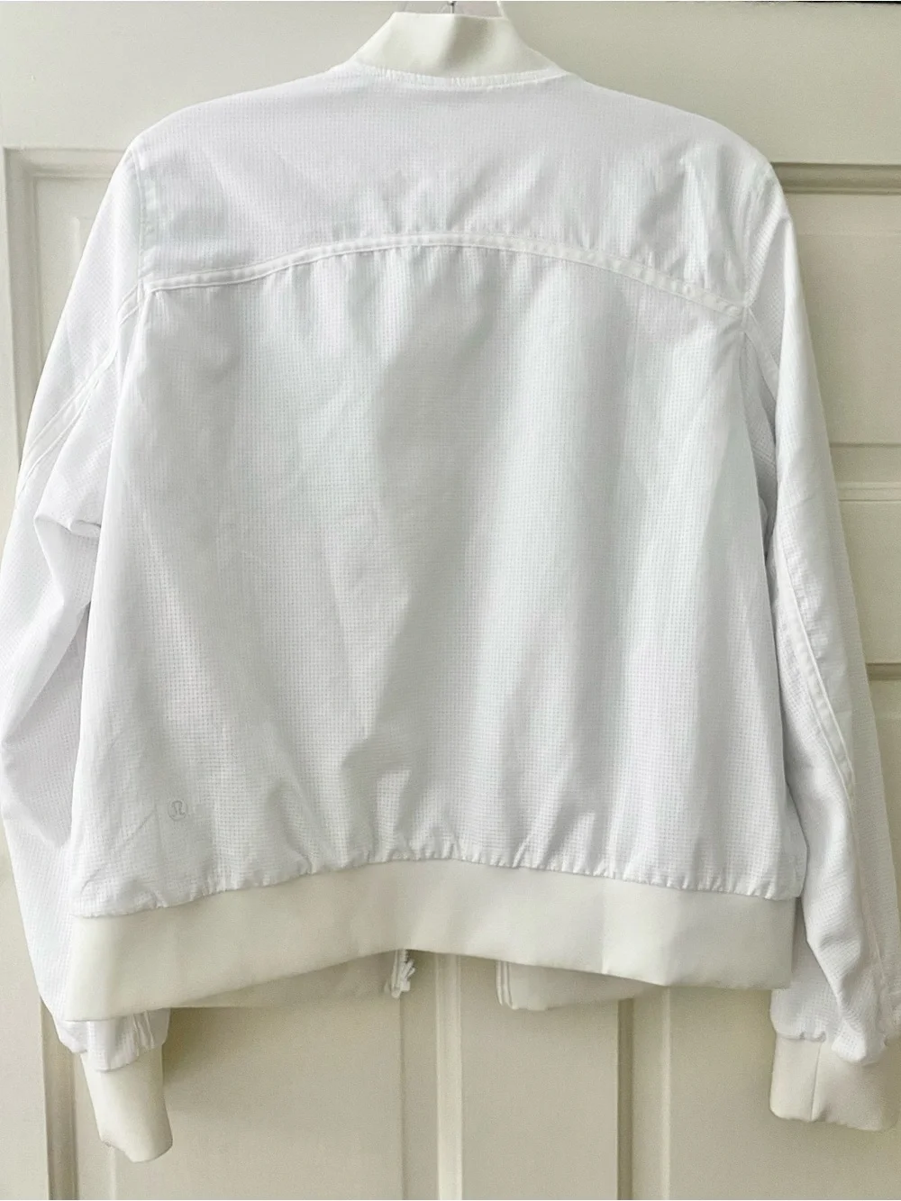 lululemon athletica Bomb around jacket 🩵 Reversible - white/Eternal wave white 8